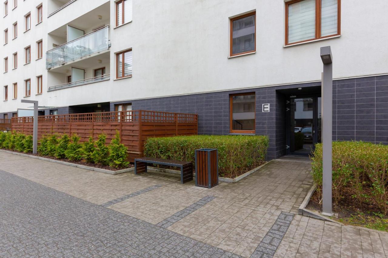 Apartament Na Woli Sowinskiego By Noclegi Renters Warsawa Bagian luar foto